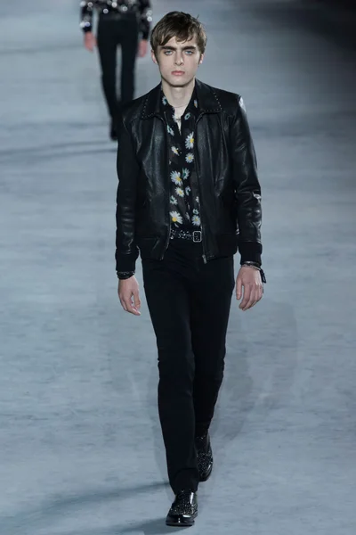 Look 20